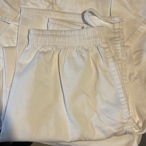 BOLD Karate uniform - Picture 4 of 9